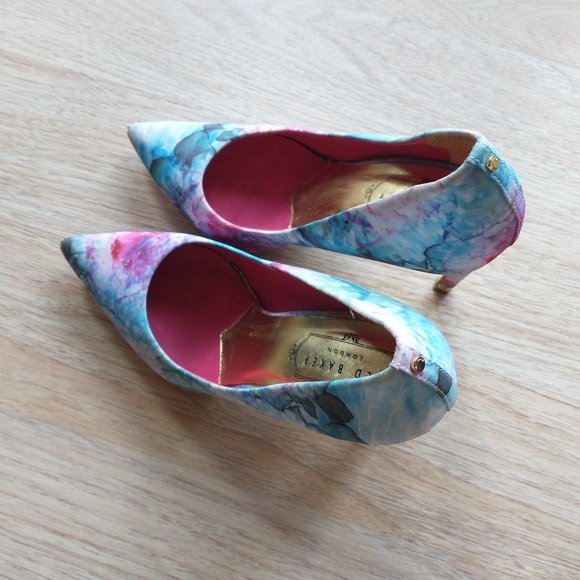 Ted Baker London Satin Luceey High Heel Pump Shoes - Picture 5 of 12